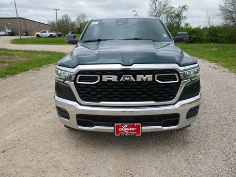 New 2026 RAM 1500 Big Horn AWD/4WD image 9