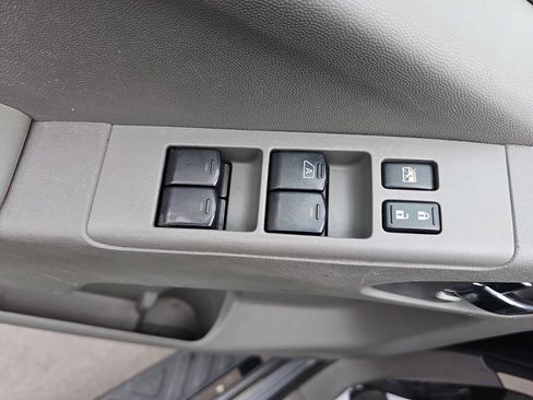 Used 2020 Nissan Frontier SV w/ Midnight Edition Floor Mats RWD image 30