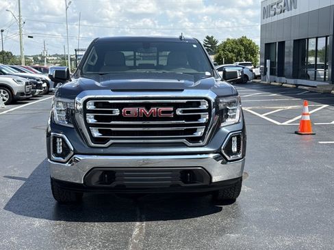 Used 2022 GMC Sierra 1500 SLT w/ SLT Premium Package AWD/4WD image 12