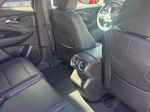 Used 2024 Chevrolet Blazer EV LT image 12