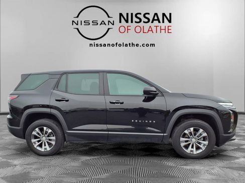 Used 2025 Chevrolet Equinox LT image 30