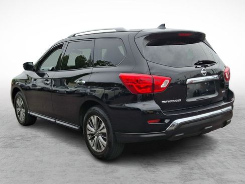 Used 2019 Nissan Pathfinder S AWD/4WD image 4