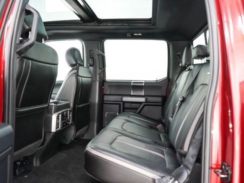 Used 2018 Ford F150 Platinum w/ Equipment Group 701A Luxury AWD/4WD image 15