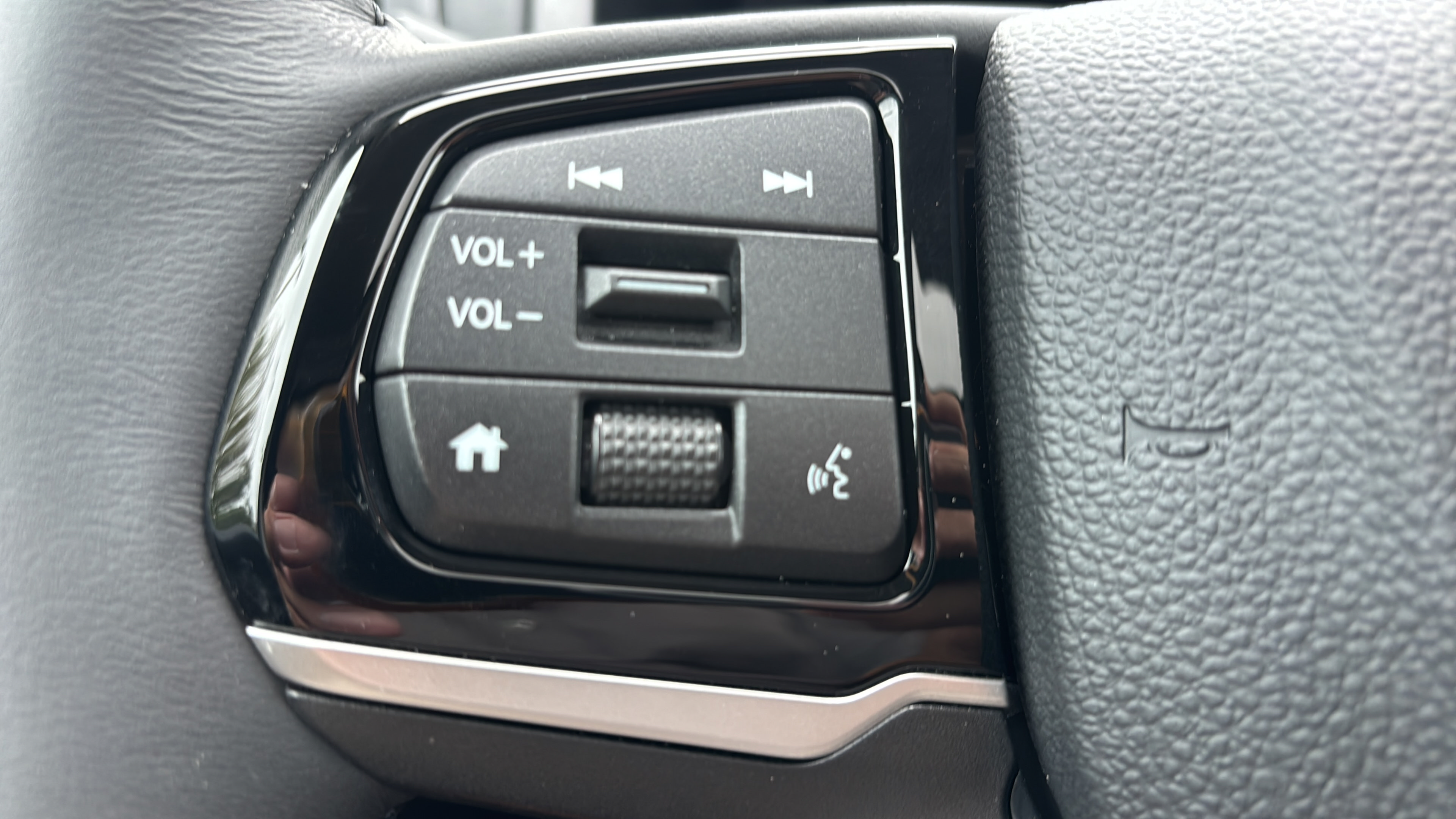Certified 2026 Honda Odyssey EX-L image 24