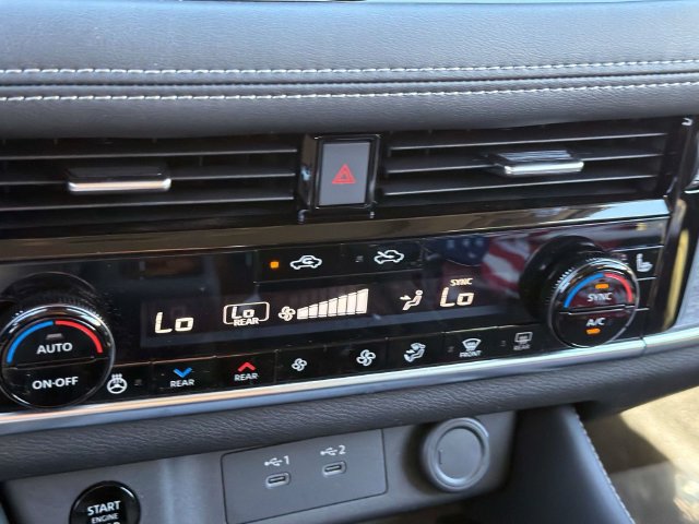 Certified 2026 Nissan Rogue Platinum w/ Platinum Premium Package AWD/4WD image 23