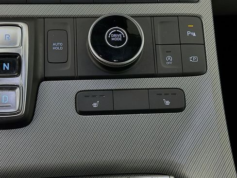 Used 2025 Hyundai Palisade SEL FWD image 21