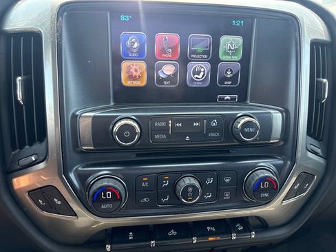 Used 2017 Chevrolet Silverado 1500 LT w/ Midnight Edition AWD/4WD image 21