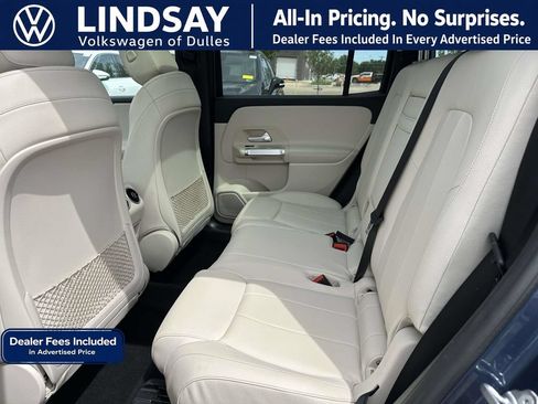 Used 2021 Mercedes-Benz GLB 250 4MATIC image 14
