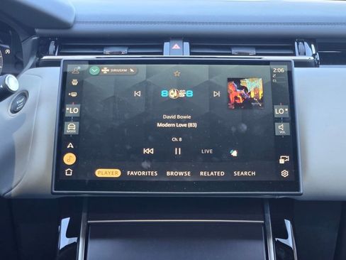 Used 2026 Land Rover Range Rover Velar Dynamic SE image 15