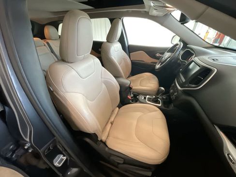 Used 2015 Jeep Cherokee Limited w/ Trailer Tow Group image 25