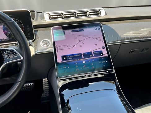 Certified 2023 Mercedes-Benz S 580 4MATIC Sedan image 11