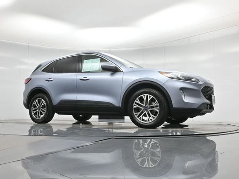 Certified 2022 Ford Escape SEL w/ Class II Trailer Tow Package image 48