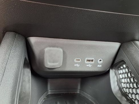 Used 2022 Chevrolet TrailBlazer LT w/ Driver Confidence Package AWD/4WD image 10