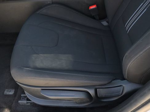 Used 2024 Hyundai Elantra SEL FWD image 20