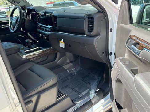 New 2026 GMC Sierra 1500 Elevation w/ Elevation Premium Package image 30