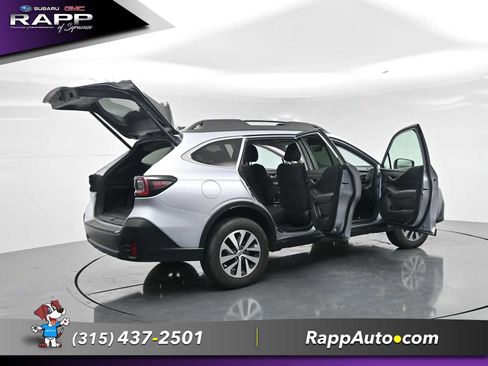 Used 2022 Subaru Outback Premium AWD/4WD image 30
