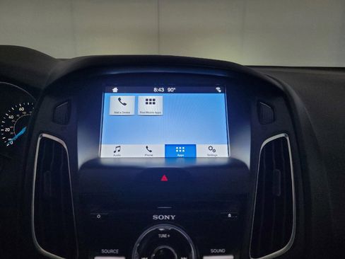 Used 2017 Ford Focus SEL FWD image 25