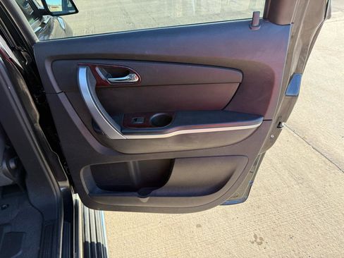 Used 2009 GMC Acadia SLE FWD image 22