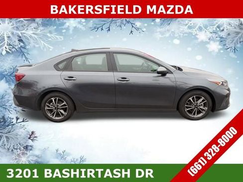 Used 2023 Kia Forte LXS image 6