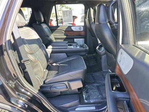 Used 2023 Lincoln Navigator Black Label image 25