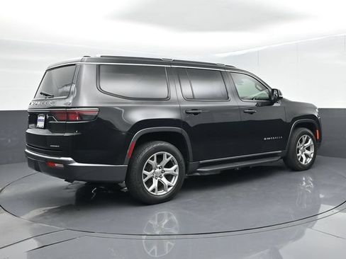Used 2022 Jeep Wagoneer Series II AWD/4WD image 8