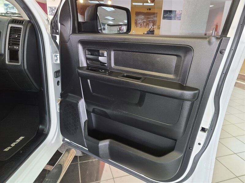 Used 2014 RAM 1500 Express AWD/4WD image 13
