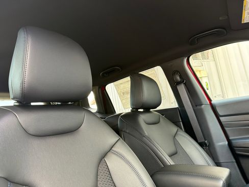 New 2026 Jeep Compass Latitude AWD/4WD image 15