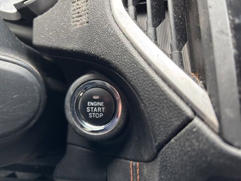 Used 2020 Subaru Crosstrek 2.0i Limited w/ Moonroof Package w/Navigation image 17