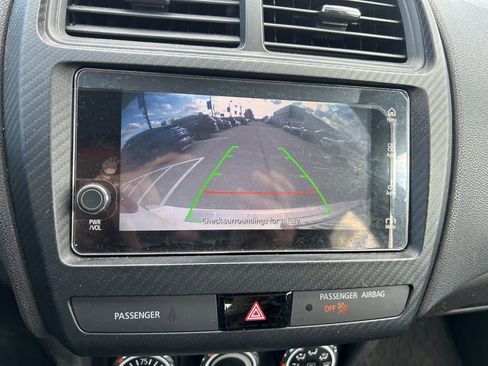 Used 2019 Mitsubishi Outlander Sport SE FWD image 10