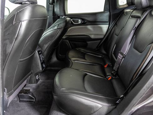 Used 2023 Jeep Compass Limited AWD/4WD image 39