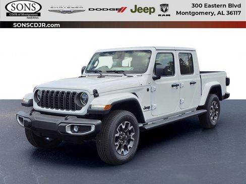 New 2026 Jeep Gladiator Mojave AWD/4WD image 1