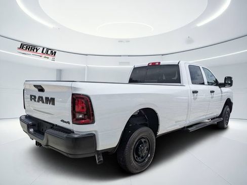 New 2026 RAM 2500 Tradesman AWD/4WD image 3