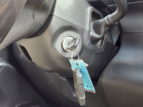 Used 2022 GMC Sierra 2500 SLE image 38