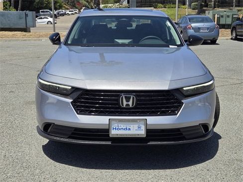 New 2025 Honda Accord SE image 2