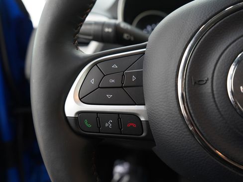 Used 2019 Jeep Compass Latitude w/ Cold Weather Group image 25