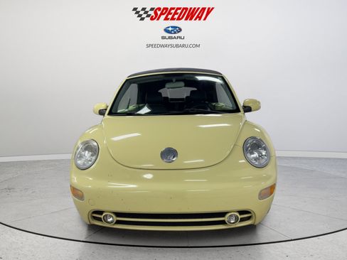 Used 2005 Volkswagen Beetle GLS image 2