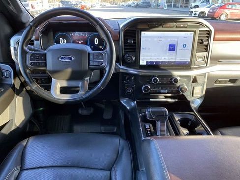 Used 2022 Ford F150 Lariat image 11