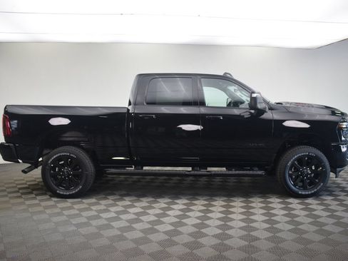 New 2026 RAM 2500 Laramie w/ Night Edition AWD/4WD image 3