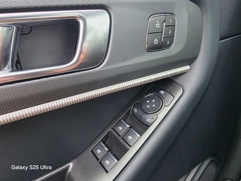 New 2026 Ford Explorer ST-Line w/ ST-Line Street Pack image 30