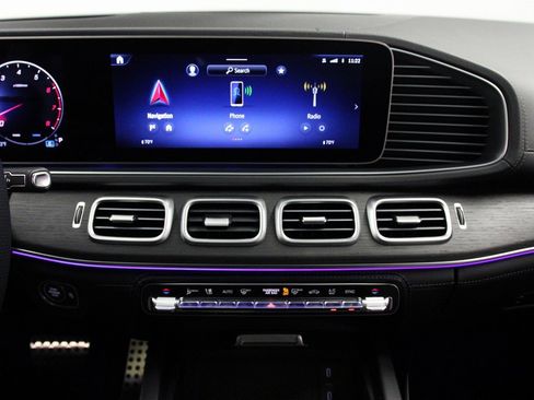 New 2026 Mercedes-Benz GLS 450 4MATIC image 10