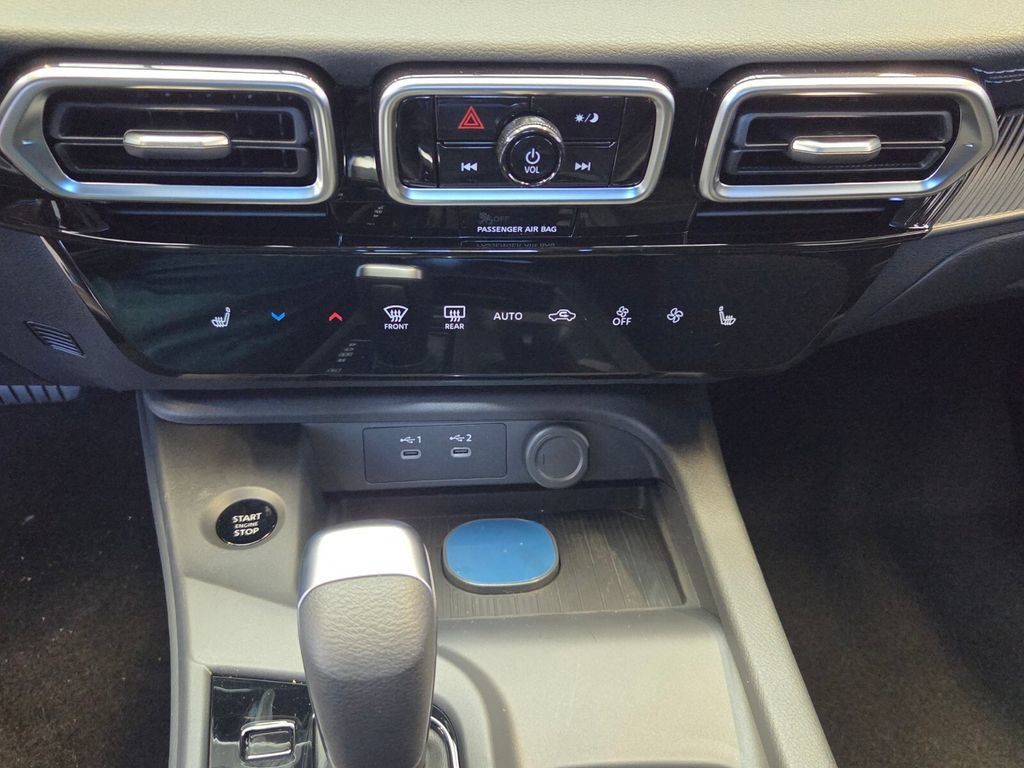 New 2027 Nissan Sentra SV w/ SV Convenience Package FWD image 18