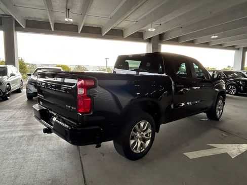 Used 2022 Chevrolet Silverado 1500 Custom image 5