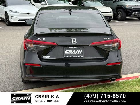 Used 2023 Honda Civic Sport image 6