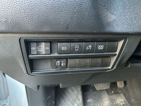 Used 2022 Toyota Tundra SR w/ SR Tow Package image 16