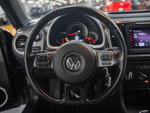 Used 2014 Volkswagen Beetle 2.5 image 31
