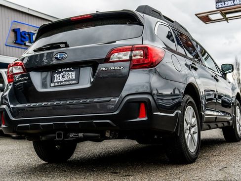 Used 2019 Subaru Outback 2.5i Premium w/ Popular Package #2 AWD/4WD image 3