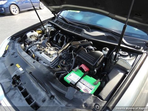 Used 2011 Toyota Avalon Limited image 8