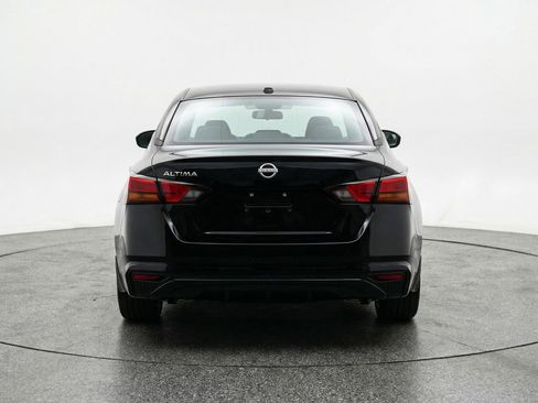 Used 2025 Nissan Altima 2.5 SV FWD image 7