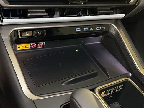 New 2026 Lexus TX 500h AWD image 21