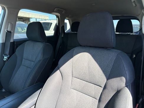 Used 2024 Nissan Rogue SV FWD image 21